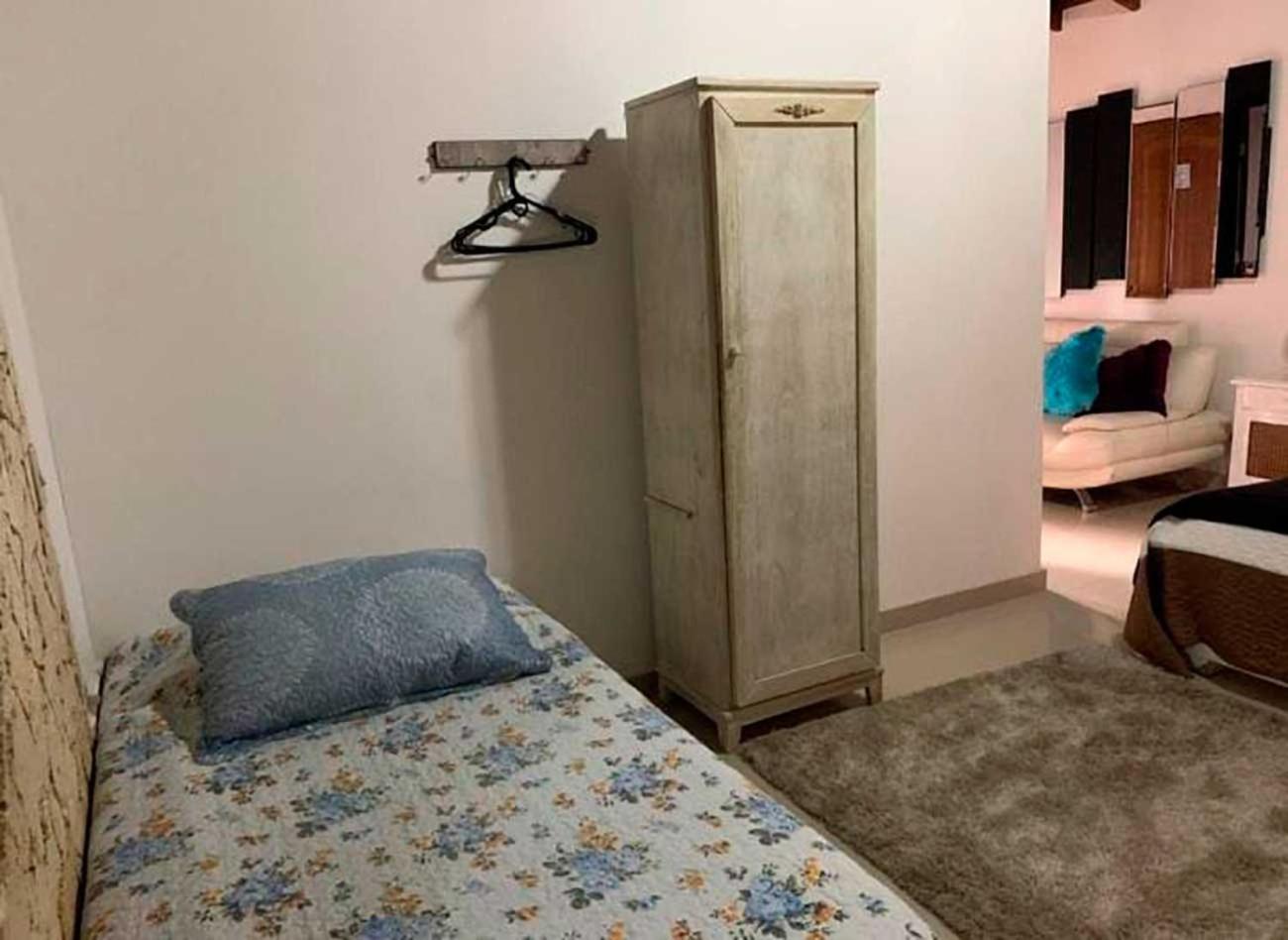 Hotel Alcatraz Yarumal Værelse billede